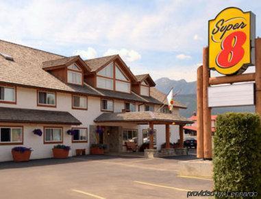 Hotel Super 8 By Wyndham 3*